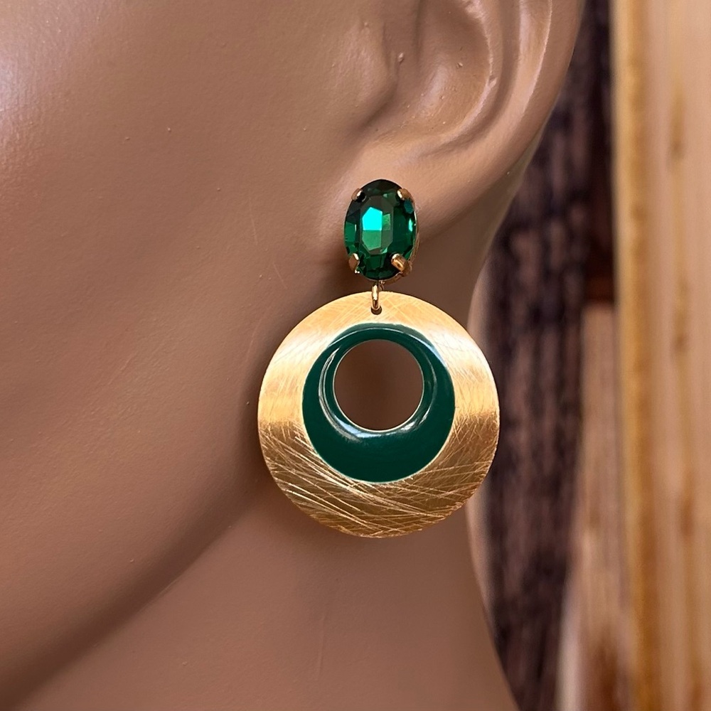 Gold bass earrings